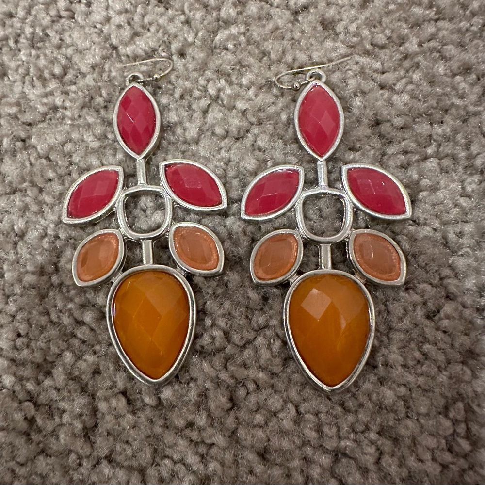 Cusp by Neiman Marcus Silver Tone Stone Tear Drop Leaf Dangle Earrings Barbie